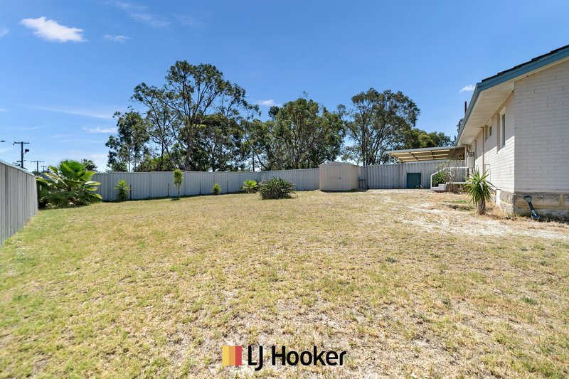 Photo - 46 Stebbing Way, Girrawheen WA 6064 - Image 21