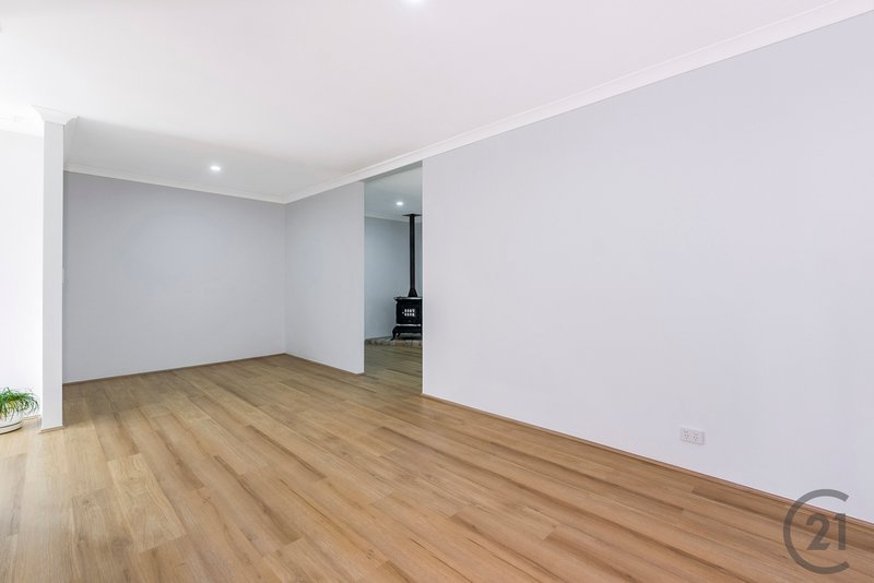 Photo - 46 Steerforth Drive, Coodanup WA 6210 - Image 7