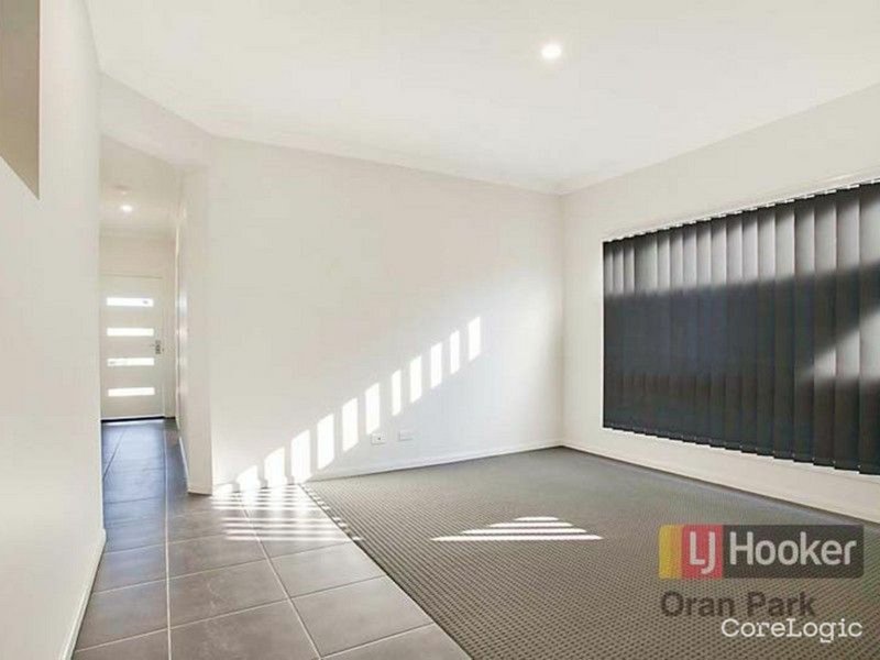 Photo - 46 Steward Street, Oran Park NSW 2570 - Image 5