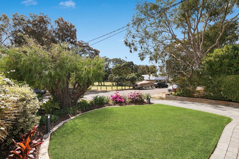 Photo - 46 Stirgess Avenue, Curl Curl NSW 2096 - Image 7