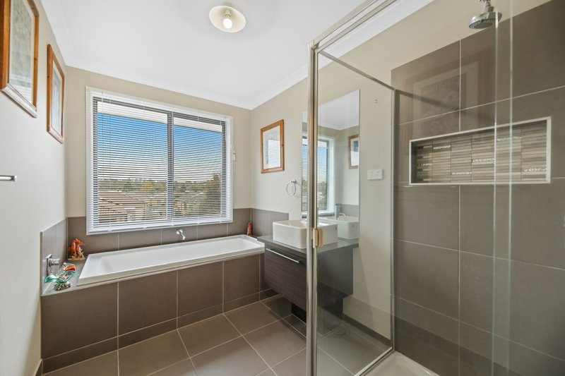 Photo - 46 Summerhill Boulevard, Drouin VIC 3818 - Image 15