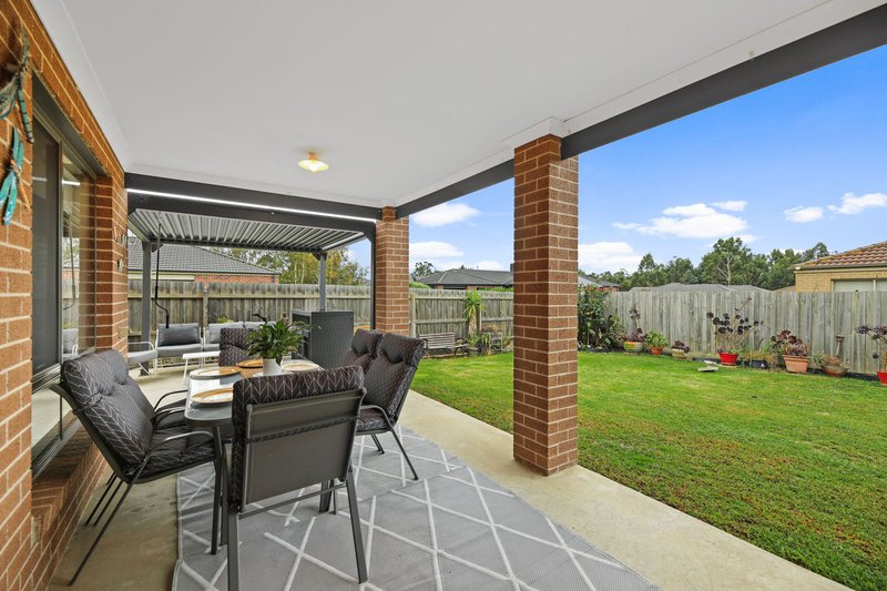 Photo - 46 Summerhill Boulevard, Drouin VIC 3818 - Image 16