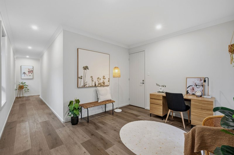 Photo - 46 Sutton Avenue, Seacombe Gardens SA 5047 - Image 4