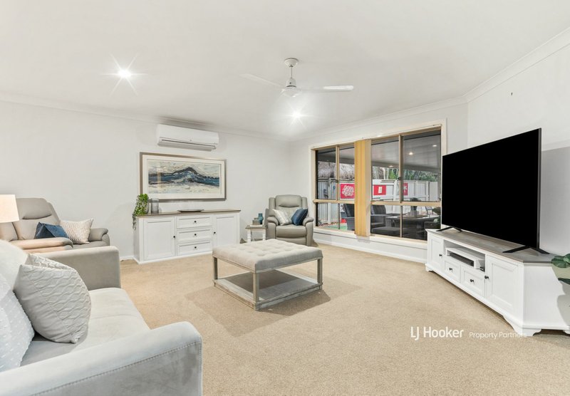 Photo - 46 Tallowood Way, Sunnybank Hills QLD 4109 - Image 2