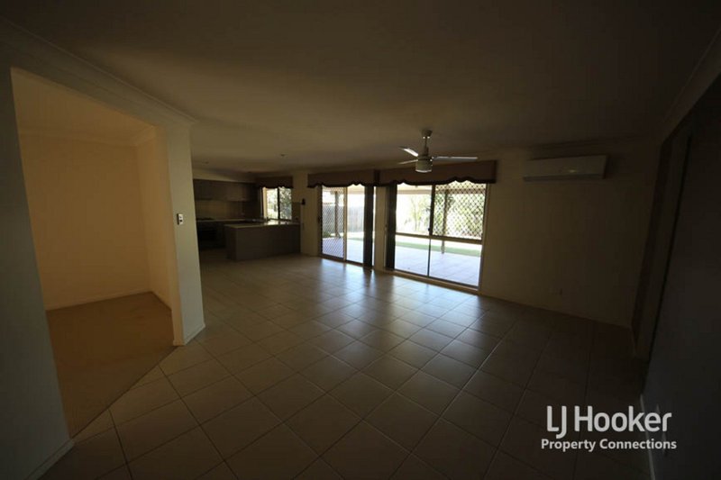 Photo - 46 Tamborine Circuit, Kallangur QLD 4503 - Image 4