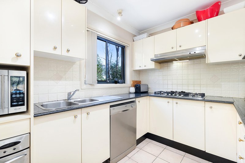 Photo - 4/6 Taylors Drive, Lane Cove NSW 2066 - Image 4