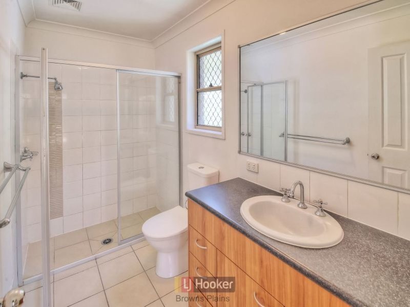 Photo - 46 Tennessee Way, Berrinba QLD 4117 - Image 8