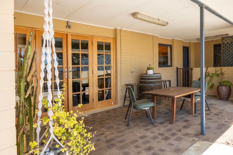 Photo - 46 Thomas Street, Leeman WA 6514 - Image 3