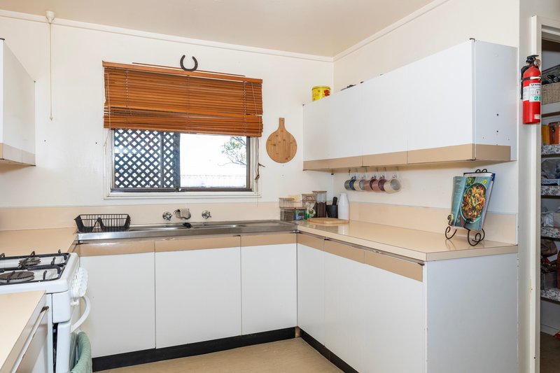 Photo - 46 Thomas Street, Leeman WA 6514 - Image 11