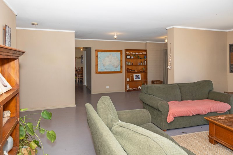 Photo - 46 Thomas Street, Leeman WA 6514 - Image 13