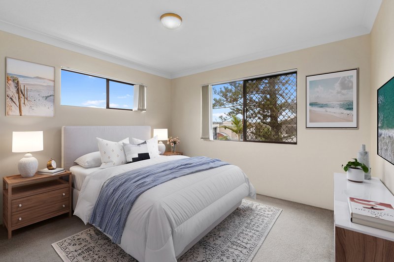 Photo - 4/6 Twelfth Avenue, Palm Beach QLD 4221 - Image 8