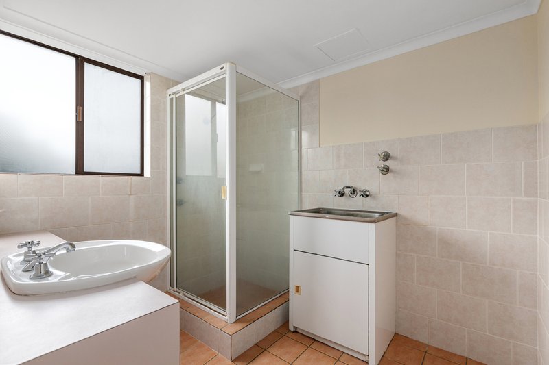Photo - 4/6 Twelfth Avenue, Palm Beach QLD 4221 - Image 10