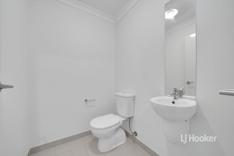 Photo - 46 Valencia Boulevard, Doreen VIC 3754 - Image 4