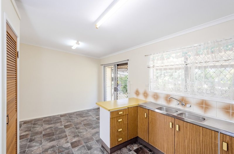 Photo - 46 Venus Street, Telina QLD 4680 - Image 6