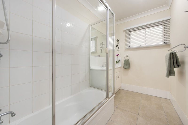 Photo - 46 Verbena Street, Mount Gravatt QLD 4122 - Image 8