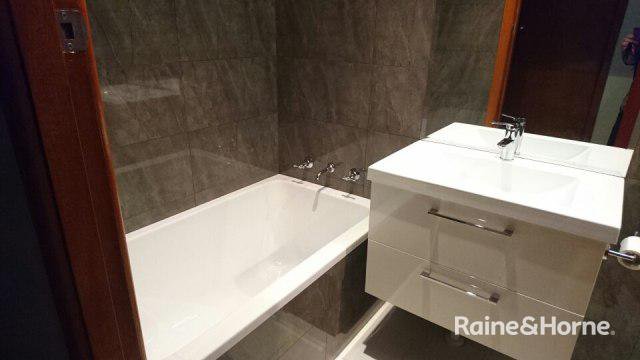 Photo - 46 Vittoria , Bathurst NSW 2795 - Image 7