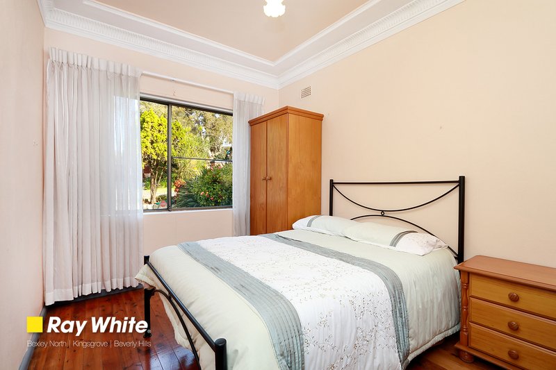 Photo - 46 Vivienne Street, Kingsgrove NSW 2208 - Image 8