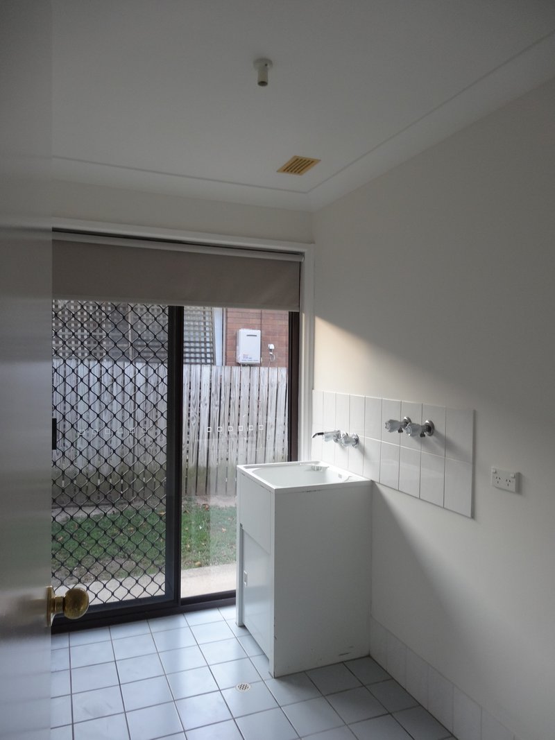Photo - 46 Wagtail Drive, Deception Bay QLD 4508 - Image 8
