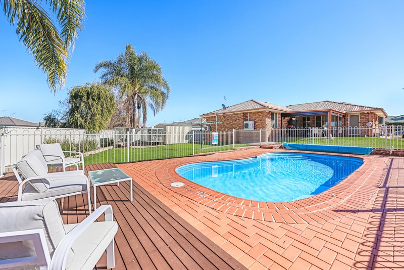 Photo - 46 Wahroonga Drive, Tamworth NSW 2340 - Image 13