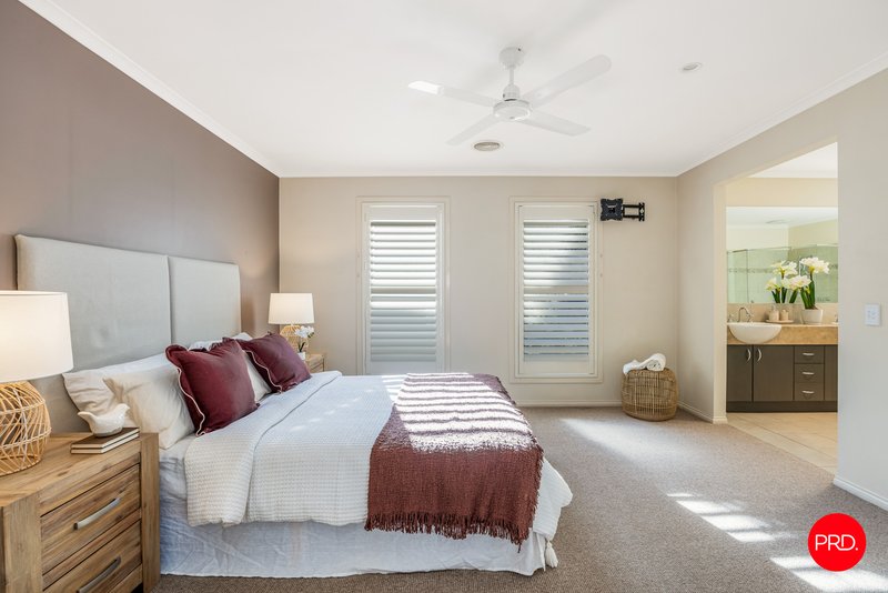 Photo - 46 Waterview Drive, White Hills VIC 3550 - Image 8