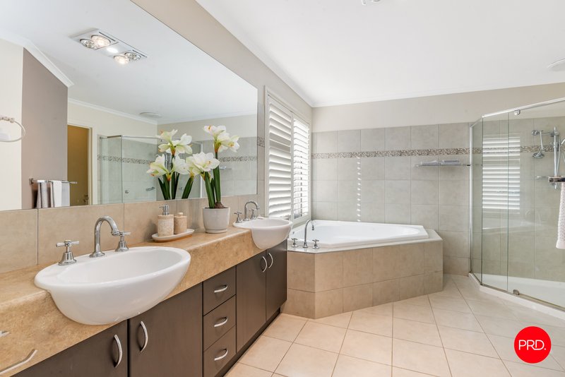 Photo - 46 Waterview Drive, White Hills VIC 3550 - Image 9