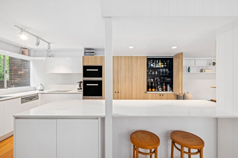 Photo - 4/6 Waverton Avenue, Waverton NSW 2060 - Image 5