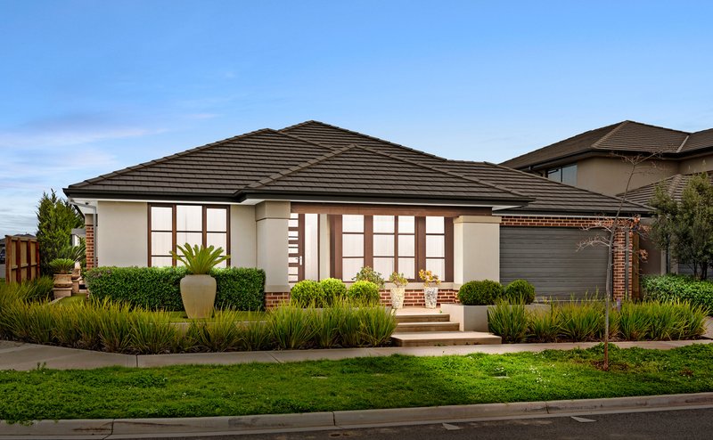 Photo - 46 Wavertree Crescent, Werribee VIC 3030 - Image 2