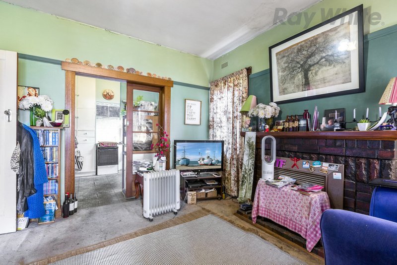 Photo - 46 Wellwood Street, Lenah Valley TAS 7008 - Image 17