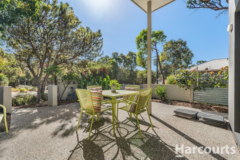 Photo - 46 Whimbrel Crescent, Coodanup WA 6210 - Image 2