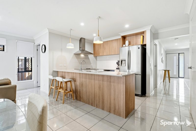 Photo - 46 Whistler Place, Pallara QLD 4110 - Image 3