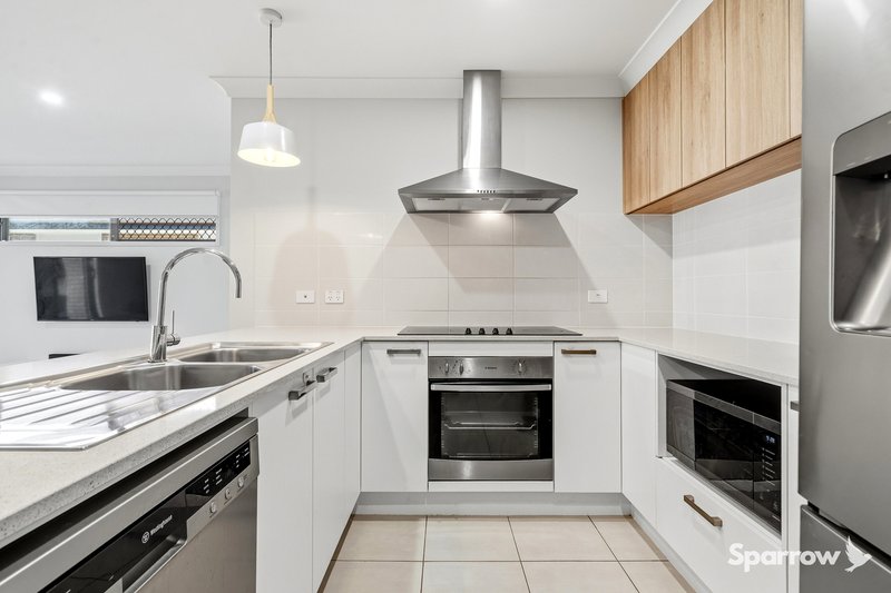 Photo - 46 Whistler Place, Pallara QLD 4110 - Image 5