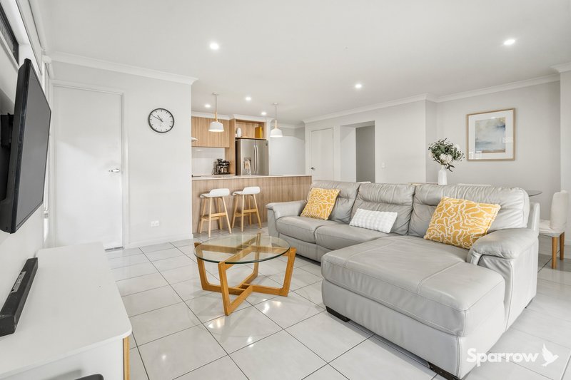 Photo - 46 Whistler Place, Pallara QLD 4110 - Image 6