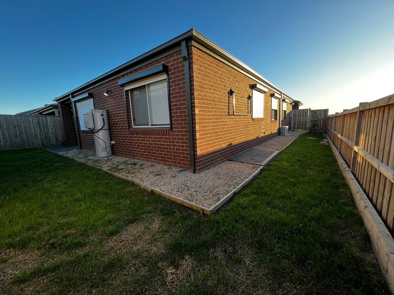 Photo - 46 Willaroy Boulevard, Donnybrook VIC 3064 - Image 17