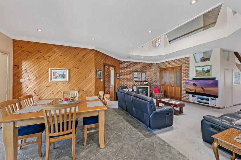 Photo - 46 Willoughby Street, Epping NSW 2121 - Image 13