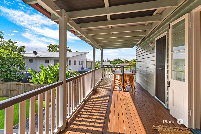 Photo - 46 Wingarra Street, Yeerongpilly QLD 4105 - Image 10