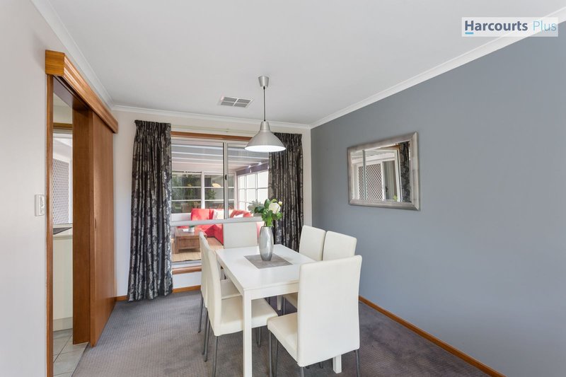 Photo - 46 Zwerner Drive, Hallett Cove SA 5158 - Image 5