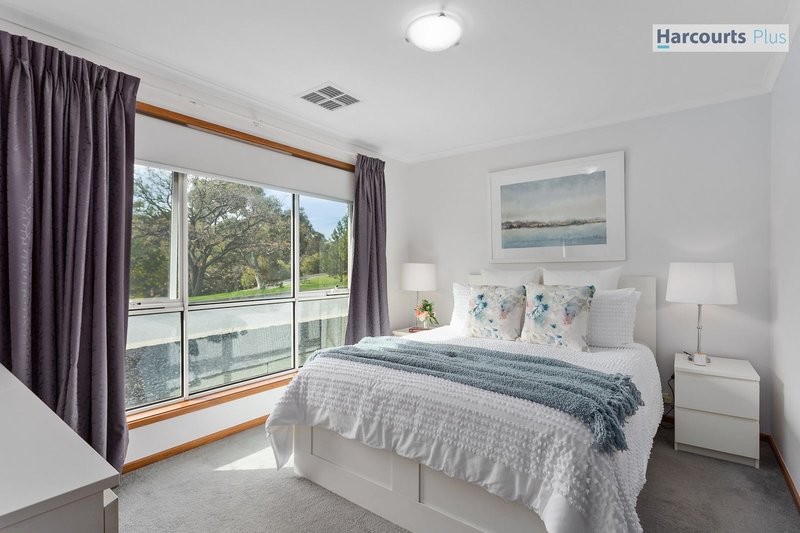 Photo - 46 Zwerner Drive, Hallett Cove SA 5158 - Image 6