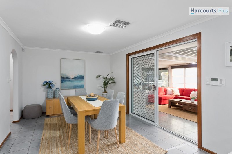 Photo - 46 Zwerner Drive, Hallett Cove SA 5158 - Image 10