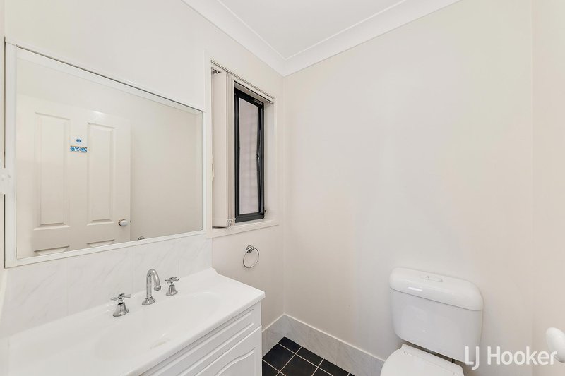 Photo - 4/60 Benaroon Circuit, Amaroo ACT 2914 - Image 5