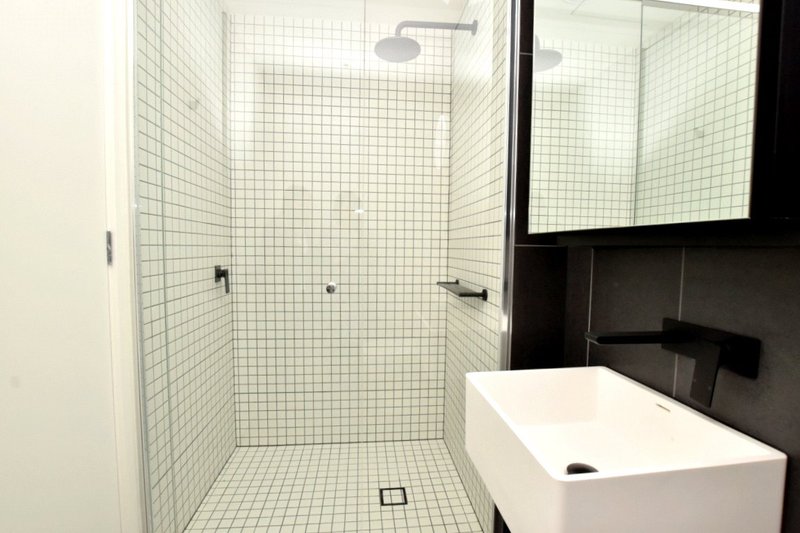 Photo - 4609/398 Elizabeth Street, Melbourne VIC 3000 - Image 4