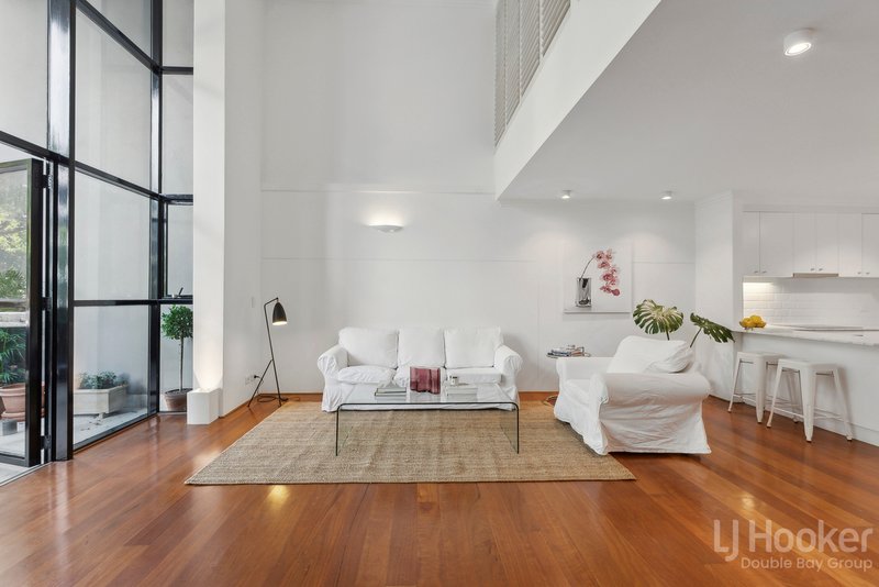 Photo - 4/61-63 Mclachlan Avenue, Darlinghurst NSW 2010 - Image 2