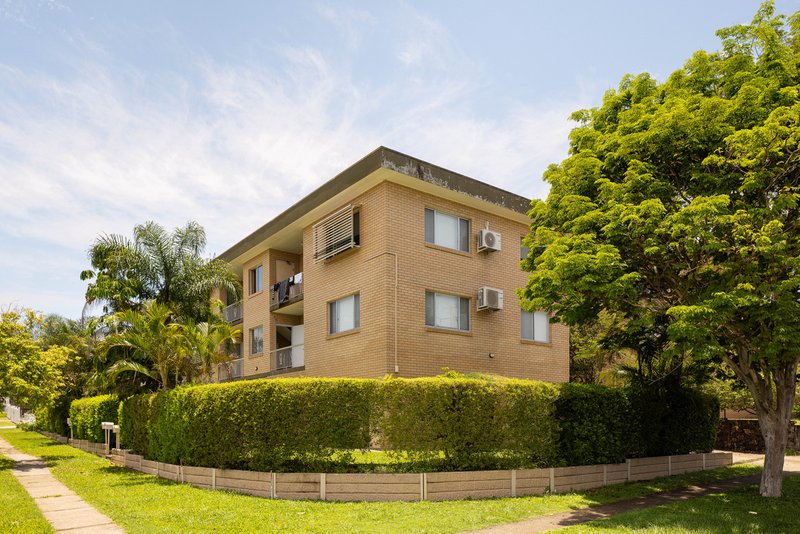 Photo - 4/61 Denman Street, Greenslopes QLD 4120 - Image 1