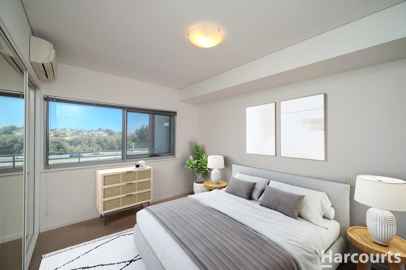 Photo - 46/10 Roebuck Drive, Salter Point WA 6152 - Image 3