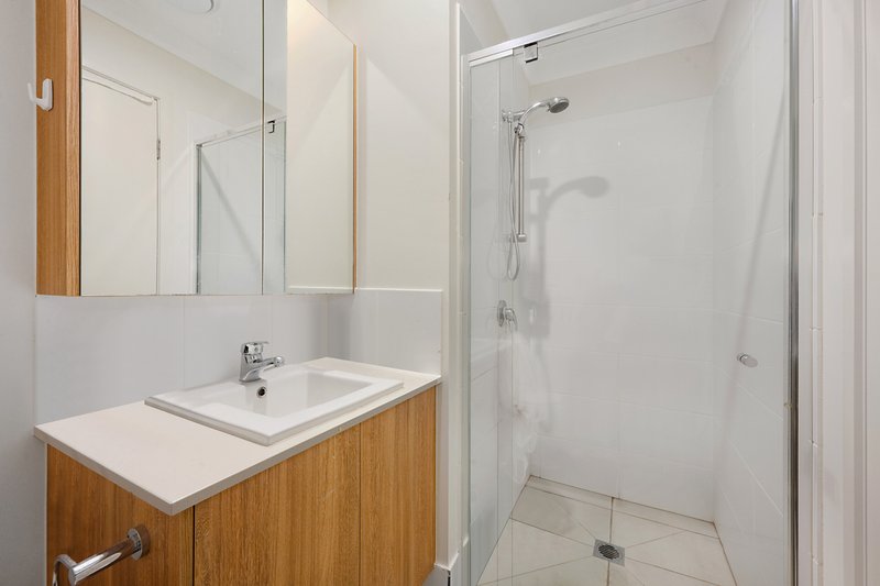 Photo - 46/18 Bronzewing Street, Redbank Plains QLD 4301 - Image 4