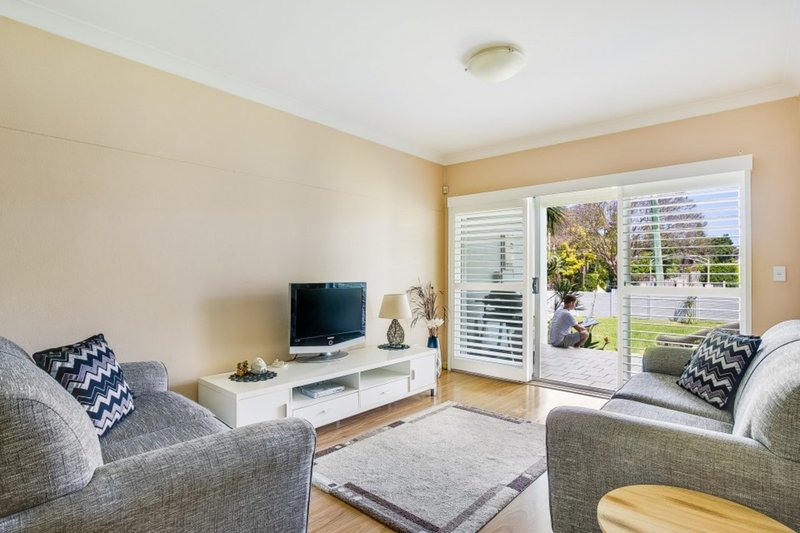 Photo - 4/62-64 Lynwood Avenue, Cromer NSW 2099 - Image 2