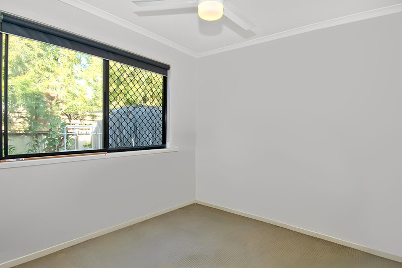 Photo - 4/62-64 River Hills Road, Eagleby QLD 4207 - Image 6