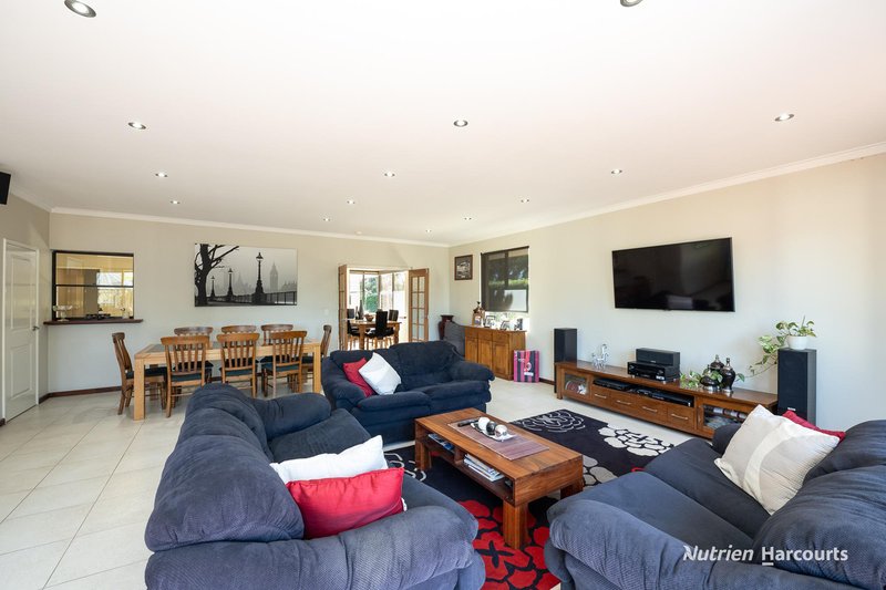 Photo - 462 Badgerup Road, Gnangara WA 6077 - Image 12