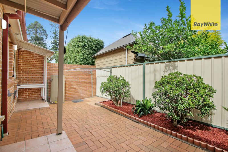 Photo - 4/62 Hassall Street, Parramatta NSW 2150 - Image 18