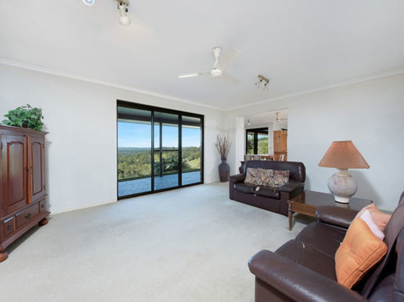 Photo - 462 Hunchy Road, Hunchy QLD 4555 - Image 11