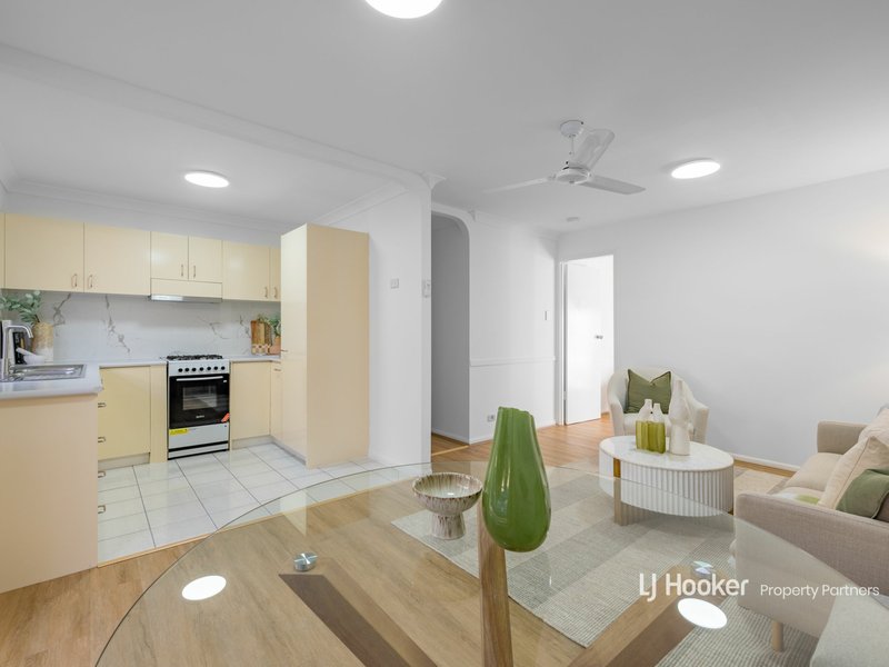 Photo - 4/62 Victor Street, Runcorn QLD 4113 - Image 6